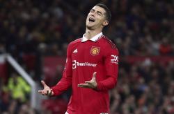 C罗新星领先优势明显表现突出，曼联前途光明！