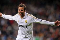 Karsa在公牛比赛中险胜，重要助攻引发热议！赢得满堂喝彩